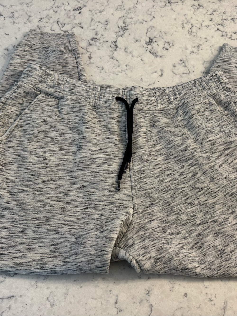 Men’s Medium Hollister Heathered Gray Fleece Sweatpants. Like new!